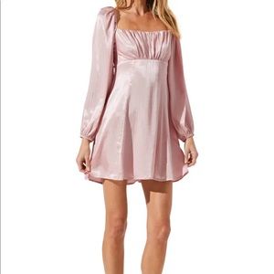 ASTR Long Sleeve Satin Mini Dress!